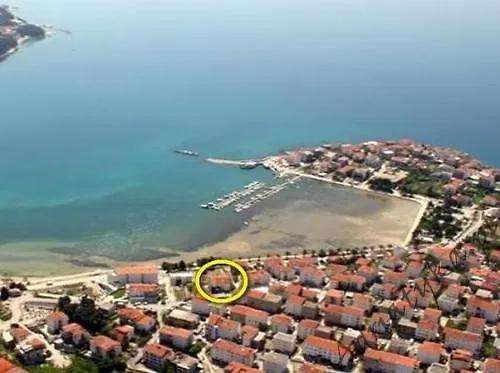 *** Guest house Rooms & Apartments Bruno Croatia